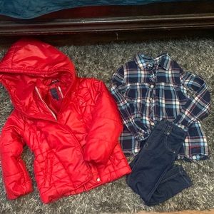 Beautiful Red Tommy Puffer Coat it’s only been worn once